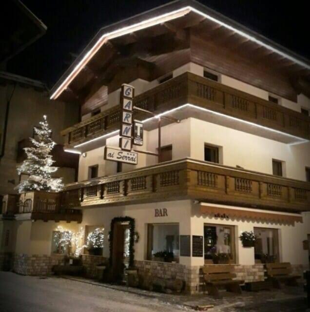 Hotel Garni Ai Serrai Rocca Pietore Exteriör bild