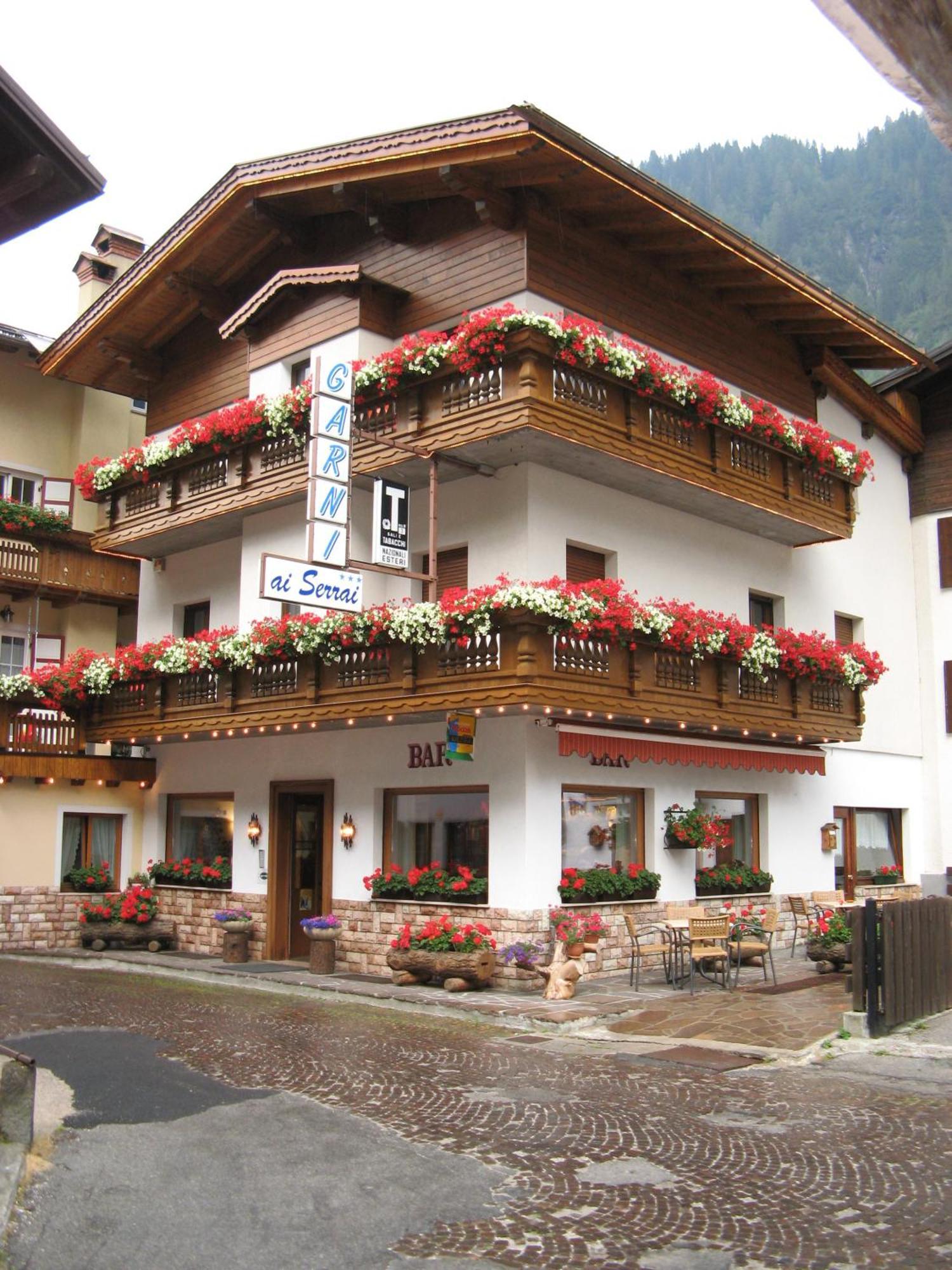Hotel Garni Ai Serrai Rocca Pietore Exteriör bild